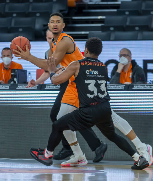 诸多巨星坐 诸多巨星坐