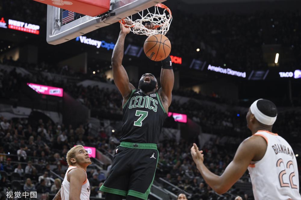 精准的击球 精准的击球